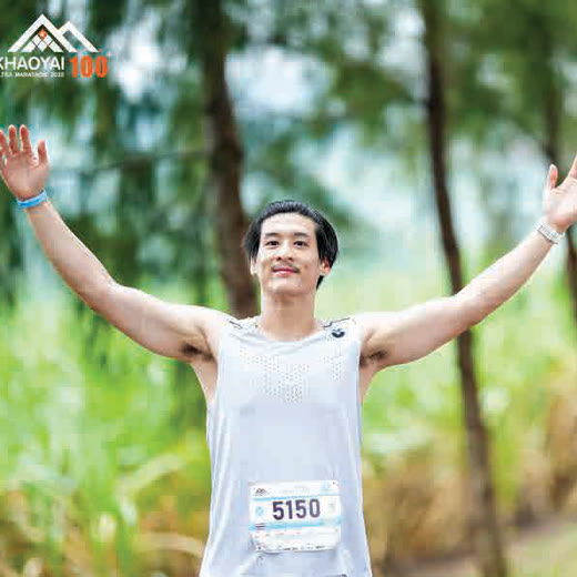 Khao Yai 100: arms up at the finish