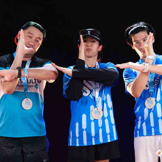Khao Yai 100: with teammates and medals